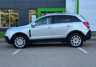 Подержанный автомобиль Opel Antara 2011 года (8 фото)