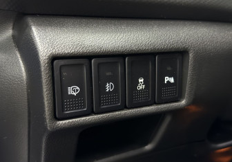 Подержанный автомобиль Suzuki SX4 Hatchback 2014 года (17 фото)