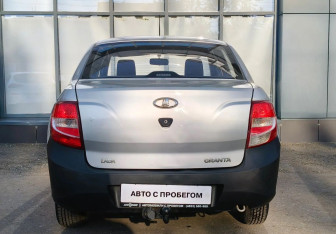 Подержанный автомобиль LADA (ВАЗ) Granta Sedan 2013 года (8 фото)