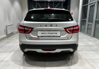 Подержанный автомобиль LADA (ВАЗ) Vesta Wagon 2019 года (6 фото)