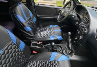 Подержанный автомобиль Chevrolet Niva 2010 года (10 фото)