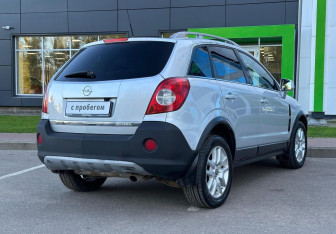 Подержанный автомобиль Opel Antara 2011 года (5 фото)