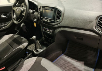 Подержанный автомобиль LADA (ВАЗ) XRAY 2016 года (14 фото)