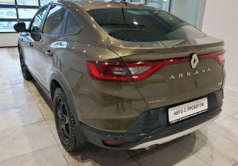Подержанный автомобиль Renault Arkana 2019 года (7 фото)