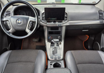 Подержанный автомобиль Chevrolet Captiva 2012 года (9 фото)