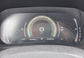 Подержанный автомобиль Haval F7x 2022 года (12 фото)