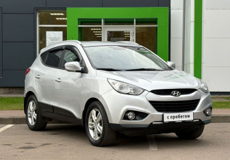 Подержанный автомобиль Hyundai ix35 2011 года (3 фото)