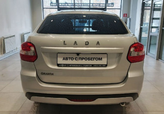 Подержанный автомобиль LADA (ВАЗ) Granta Liftback 2024 года (10 фото)