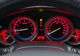 Подержанный автомобиль Mazda 6 Sedan 2010 года (13 фото)