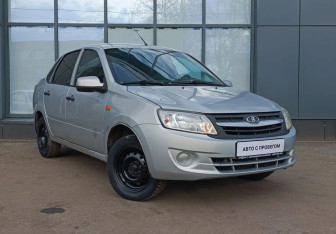 Подержанный автомобиль LADA (ВАЗ) Granta Sedan 2014 года (3 фото)