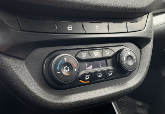 Подержанный автомобиль LADA (ВАЗ) Vesta Sedan 2020 года (15 фото)