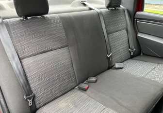 Подержанный автомобиль Renault Logan Sedan 2011 года (11 фото)