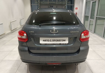 Подержанный автомобиль LADA (ВАЗ) Granta Liftback 2016 года (7 фото)