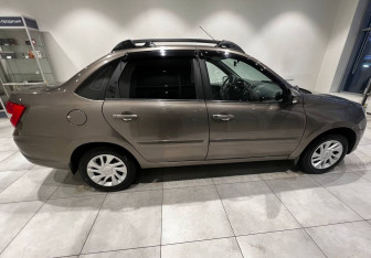 Подержанный автомобиль LADA (ВАЗ) Granta Liftback 2021 года (5 фото)