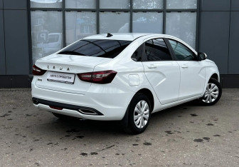 Подержанный автомобиль LADA (ВАЗ) Vesta Sedan 2023 года (4 фото)