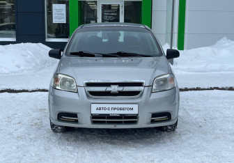 Подержанный автомобиль Chevrolet Aveo Sedan 2010 года (2 фото)