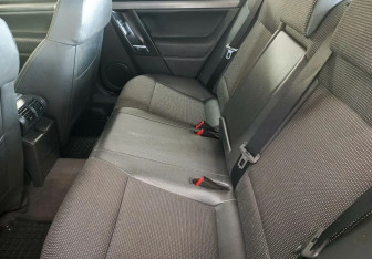 Подержанный автомобиль Opel Vectra Sedan 2006 года (12 фото)