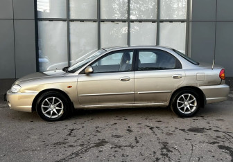 Подержанный автомобиль Kia Spectra Sedan 2007 года (5 фото)