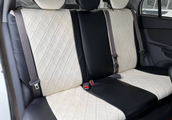 Подержанный автомобиль Kia Rio Sedan 2009 года (11 фото)