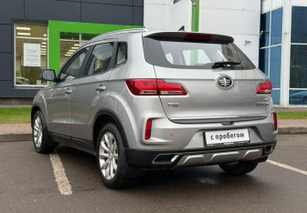 Подержанный автомобиль FAW Besturn X40 2021 года (7 фото)