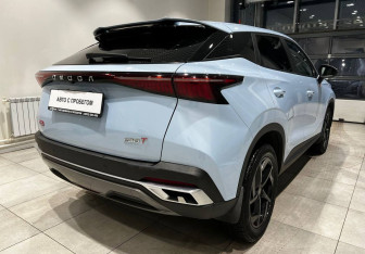 Подержанный автомобиль Omoda C5 2022 года (5 фото)