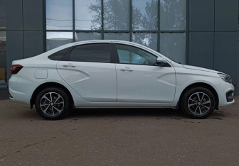 Подержанный автомобиль LADA (ВАЗ) Vesta Sedan 2024 года (4 фото)