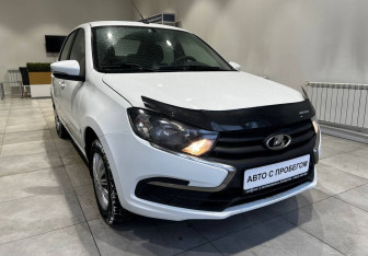 Подержанный автомобиль LADA (ВАЗ) Granta Sedan 2018 года (3 фото)