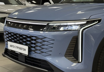Подержанный автомобиль Exeed RX 2023 года (9 фото)