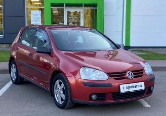 Подержанный автомобиль Volkswagen Golf Hatchback 2008 года (3 фото)