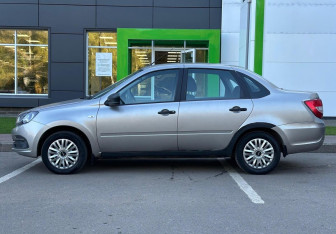 Подержанный автомобиль LADA (ВАЗ) Granta Sedan 2021 года (8 фото)