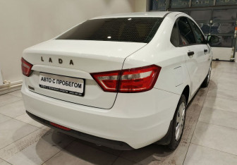 Подержанный автомобиль LADA (ВАЗ) Vesta Sedan 2020 года (6 фото)