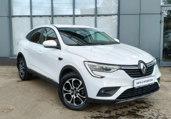 Подержанный автомобиль Renault Arkana 2019 года (2 фото)
