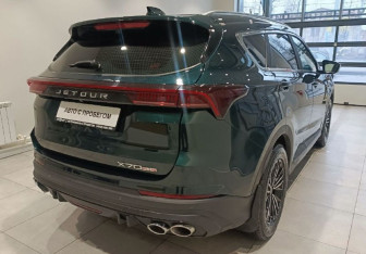 Подержанный автомобиль Jetour X70 Plus 2025 года (7 фото)