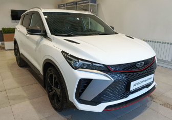 Подержанный автомобиль Geely Coolray 2023 года (3 фото)
