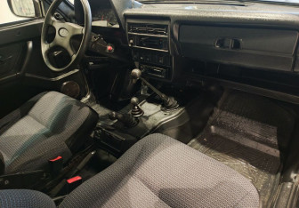 Подержанный автомобиль LADA (ВАЗ) 2121 (4x4) 2015 года (12 фото)