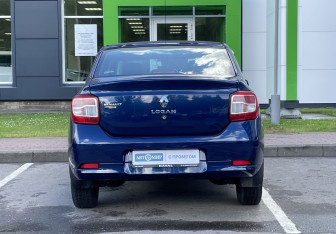Подержанный автомобиль Renault Logan Sedan 2015 года (6 фото)