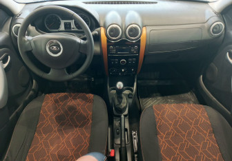 Подержанный автомобиль LADA (ВАЗ) Largus Wagon 2020 года (13 фото)