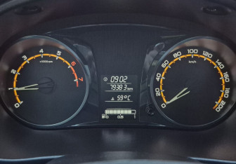 Подержанный автомобиль LADA (ВАЗ) Granta Hatchback 2020 года (14 фото)