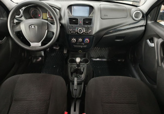 Подержанный автомобиль LADA (ВАЗ) Kalina Hatchback 2013 года (11 фото)