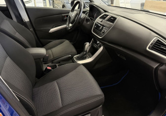 Подержанный автомобиль Suzuki SX4 Hatchback 2014 года (9 фото)