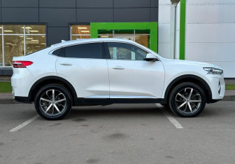 Подержанный автомобиль Haval F7x 2020 года (4 фото)