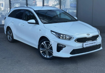 Подержанный автомобиль Kia Ceed Wagon 2019 года (3 фото)
