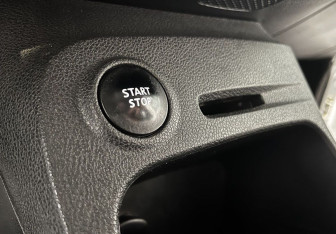 Подержанный автомобиль Renault Kaptur 2017 года (15 фото)