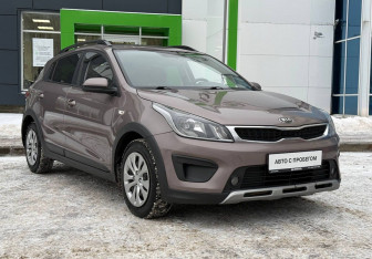 Подержанный автомобиль Kia Rio Hatchback 2018 года (3 фото)