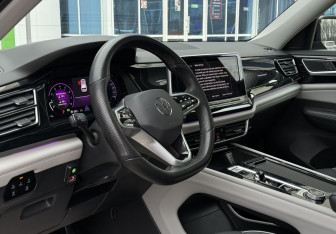 Подержанный автомобиль Volkswagen Teramont 2022 года (11 фото)