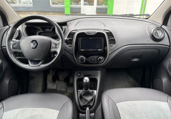 Подержанный автомобиль Renault Kaptur 2016 года (9 фото)