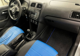 Подержанный автомобиль Volkswagen Polo Sedan 2014 года (10 фото)