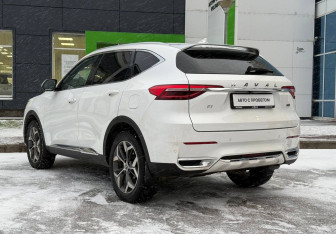 Подержанный автомобиль Haval F7 2021 года (7 фото)