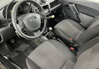 Подержанный автомобиль LADA (ВАЗ) Granta Sedan 2015 года (10 фото)