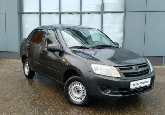 Подержанный автомобиль LADA (ВАЗ) Granta Sedan 2013 года (3 фото)